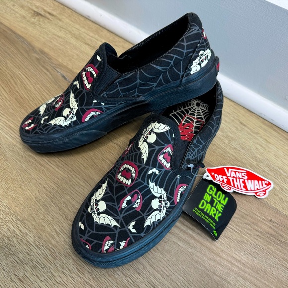 Vans NWT Classic Slip-On Deadstock Glow in the Dark Frights - Picture 1 of 5